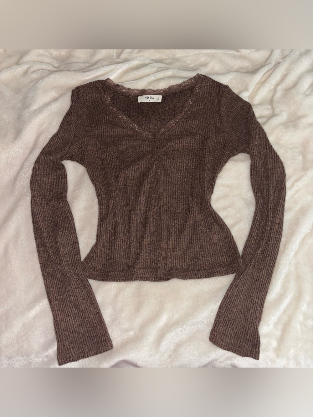 Long sleeve v neck top